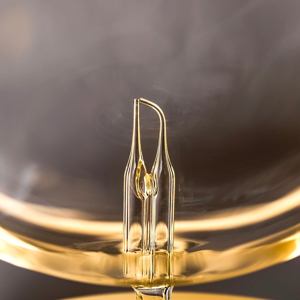 LUNA (Nebuliser+Ringlight) - Waterless Diffuser | Essential oil Burner | Aromatherapy| Home Fragrance